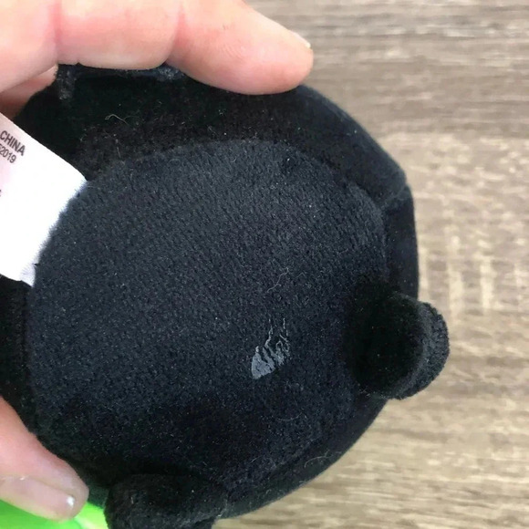 Claire’s  Exclusive Halloween Squeezamals - Picture 7 of 9